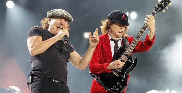 ac-dc-live-return
