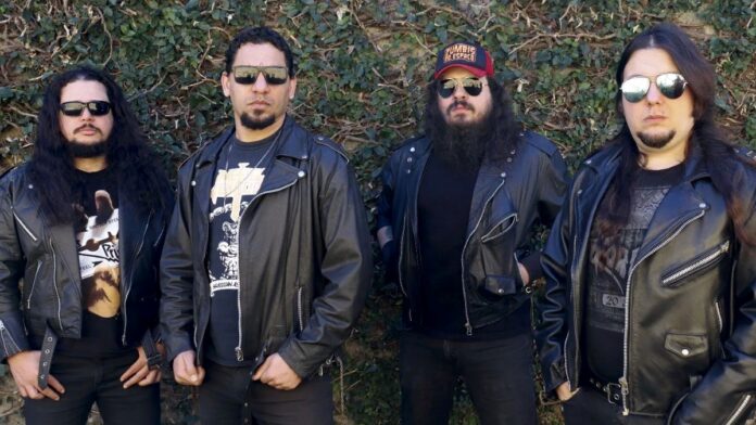 Living Metal anuncia o novo disco 'Viviendo El Metal'.