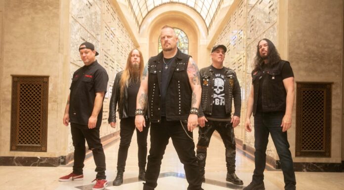 Forbidden: lendas do Thrash da Bay Area se apresentam na Bélgica.