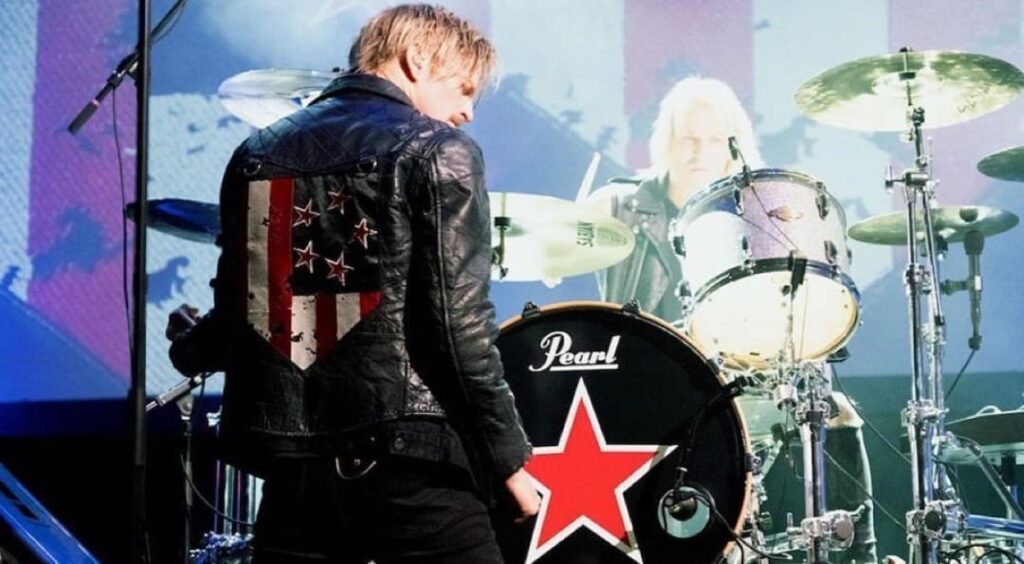 Skid Row turnê de outubro adiada por problemas de saúde de Erik Grönwall