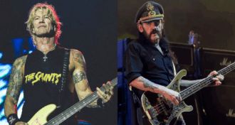 Guns N' Roses ele me mostrou a importância de ser agressivo, diz Duff sobre sua maior influência