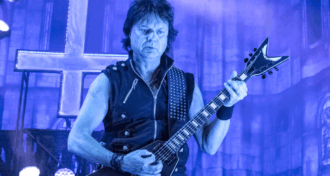 King Diamond qual solo de guitarra melhor representa o guitarrista Andy LaRocque