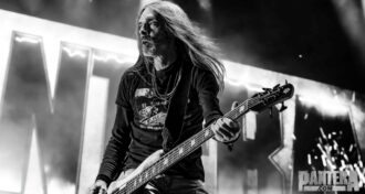 Pantera Rex Brown está disposto a escrever novas músicas e faz suspense, eu poderia lhe contar mais, mas não vou