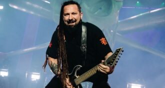 Five finger Death Punch segundo guitarrista os troozões prejudicam a cena