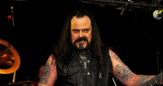 Deicide todo mundo pensa que sua opinião é importante, diz Glen Benton