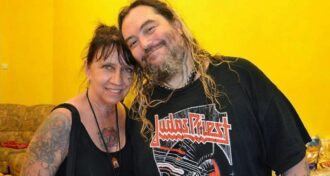 Gloria Cavalera “os meet and greet de Max custam US$ 50, sempre acessíveis. Compare com o que outras bandas cobram”