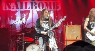 Nailbomb é um álbum profético. É mais relevante agora do que quando foi lançado, diz Max Cavalera sobre Point Blank