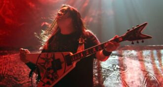 Testament todo o trabalho duro está feito. Algumas músicas sairão em abril ou maio, diz Eric Peterson sobre o novo álbum