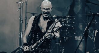 Accept espero que a música ao vivo nunca seja substituída pela Inteligência Artificial, diz Wolf Hoffmann