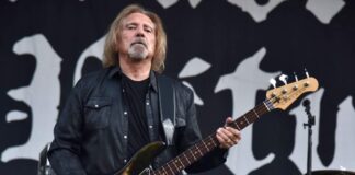 Black Sabbath Ozzy estava falando comigo sobre o show de despedida, ele está morrendo de vontade de tocar, diz Geezer Butler