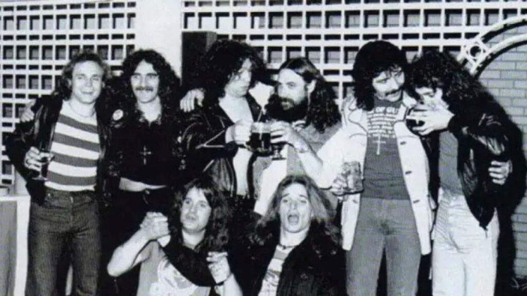 Black Sabbath o Van Halen atraía toneladas de mulheres, o Black Sabbath nunca atraiu, diz Geezer Butler