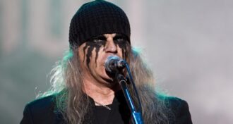 Celtic Frost era chamado de Black Sabbath dos anos 80 muito lisonjeiro, mas nem de longe realista. Eles são intocáveis, diz Tom G. Warrior