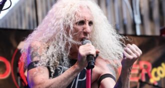 Dee Snider Led Zeppelin era chamado de Heavy Metal, mas eles não eram. Black Sabbath era nosso Heavy Metal