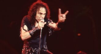Dio era revoltado com os posers, o hair metal. Se você falasse de Poison, ele dizia, 'Esses caras mataram o rock, relembra Bruno Sutter