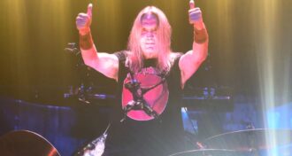 Iron Maiden assista ao último show do baterista Nicko McBrain com o Iron Maiden