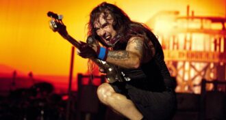 Iron Maiden estamos gerando novos fãs o tempo todo. É porque nós fazemos um show bom e divertido, diz Steve Harris