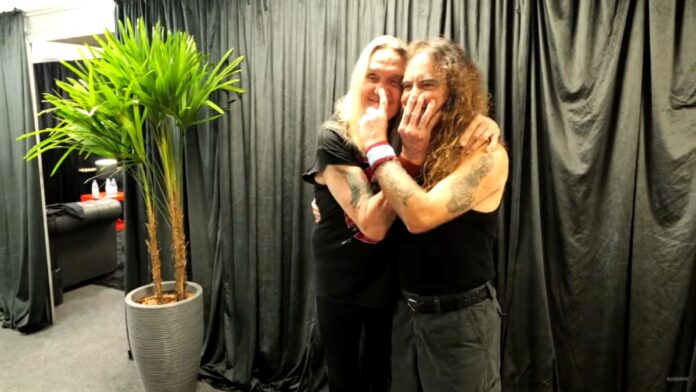 Iron Maiden lança vídeo oficial com cenas dos bastidores da despedida de Nicko McBrain