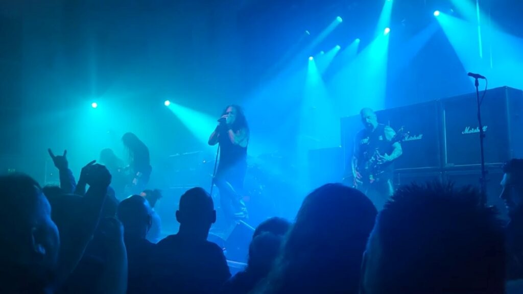Kerry King: banda toca clássico do Iron Maiden em homenagem a Paul Di'Anno durante show na Austrália