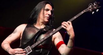 Ninguém pode substituir o Manowar! Existe apenas um. Quem sucedeu Bach, Beethoven ou Mozart, diz Joey DeMaio