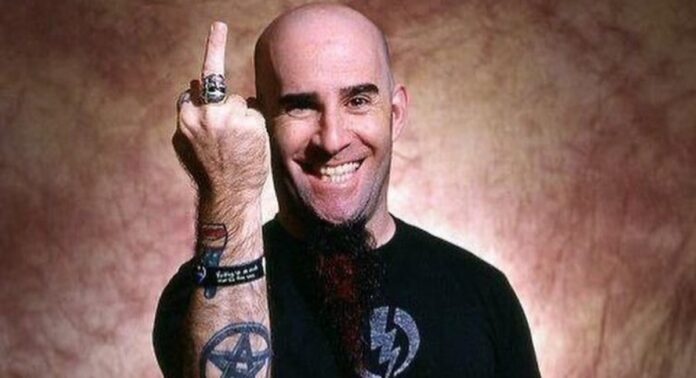 Scott Ian, do Anthrax, conta como a banda foi banida da MTV acharam que estávamos tirando sarro dos deficientes mentais