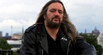 Sodom somos a única banda que não cobraria por umas fotos e autógrafos. Isso não tem nada a ver com Heavy Metal, diz Tom Angelripper