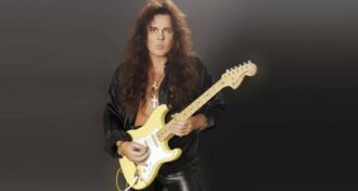 Yngwie Malmsteen acho que o que as pessoas pensam sobre ele é provavelmente a verdade, diz Tim Ripper Owens