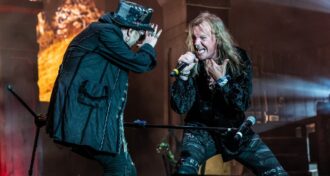 Avantasia consigo ouvir meu amor pelas músicas mais rápidas do Iron Maiden sangrando aqui, diz Tobias sobre nova música Phantasmagoria