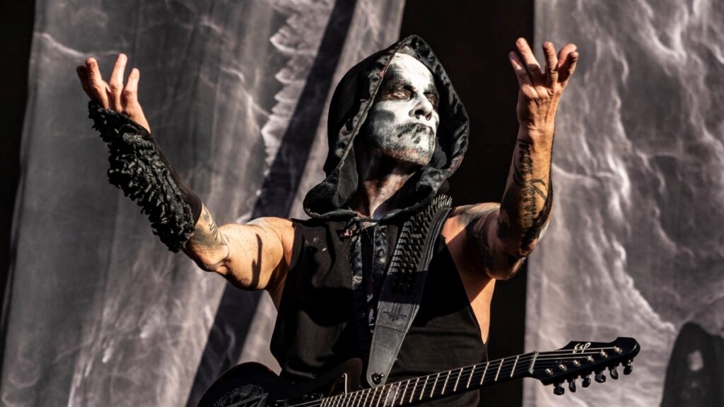 Behemoth reage aos comentários de cristãos sobre o novo teaser The Sht Of God Wtf com esse spam de Cristo é rei Algum ataque DDoS, de cristãos