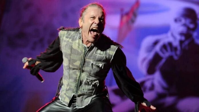 Bruce Dickinson: 