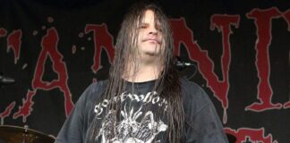 Cannibal Corpse Mulheres no entretenimento adulto têm seus ganhadores de dinheiro. Meu pescoço é meu ganhador de dinheiro, disse Corpsegrinder