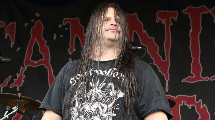 Cannibal Corpse Mulheres no entretenimento adulto têm seus ganhadores de dinheiro. Meu pescoço é meu ganhador de dinheiro, disse Corpsegrinder