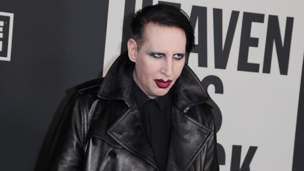 Marilyn Manson Após 4 anos de investigações, acusações de agressão sexual e violência doméstica são arquivadas