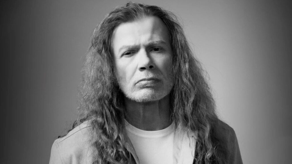 Megadeth Mustaine costuma enfiar os pés pelas mãos. Aproveito meus 20 minutos e saio antes que algo fique desconfortável, diz Kerry King