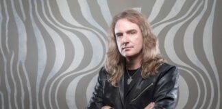 "Muitas das maiores músicas do Megadeth simplesmente caíram bem na nossa frente", diz David Ellefson