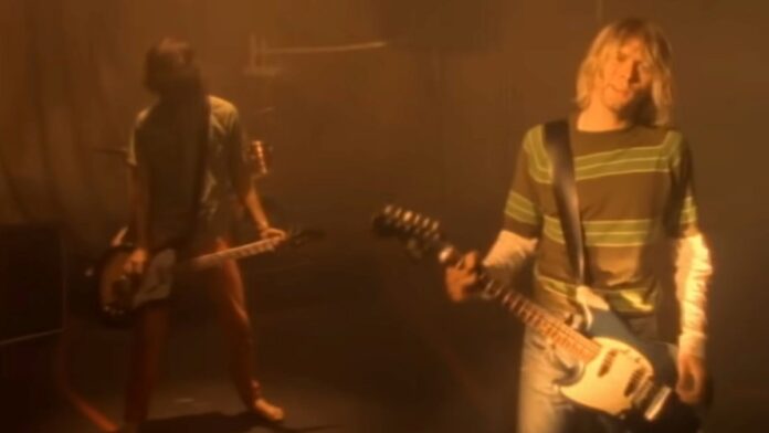 Nirvana Smells Like Teen Spirit é eleito o melhor riff de guitarra de todos os tempos