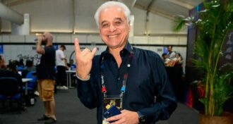 Rock in Rio Grandes bandas como o Metallica, têm agendas muito complexas. No topo da pirâmide, há poucas bandas que podem atrair 100 mil pessoas, diz Medina
