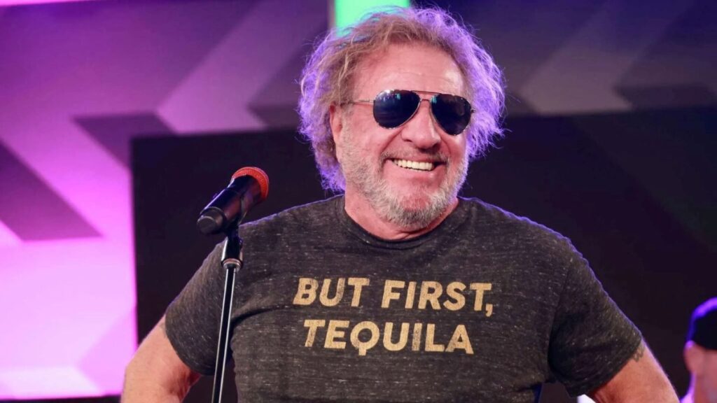 Sammy Hagar ganhou mais dinheiro com tequila do que com a música: "Se eu tivesse dito não a US$ 80 milhões, alguém teria me internado no hospital psiquiátrico!"