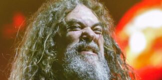 Sepultura Os fãs adoram as regravações, diz Max Cavalera