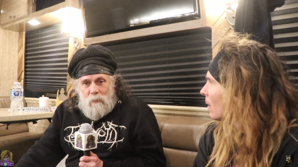 Six Feet Under fará sua primeira turnê pelo EUA em mais de dez anos. Hiato foi "devido apenas ao fato de ser muito caro", revelou Chris Barnes