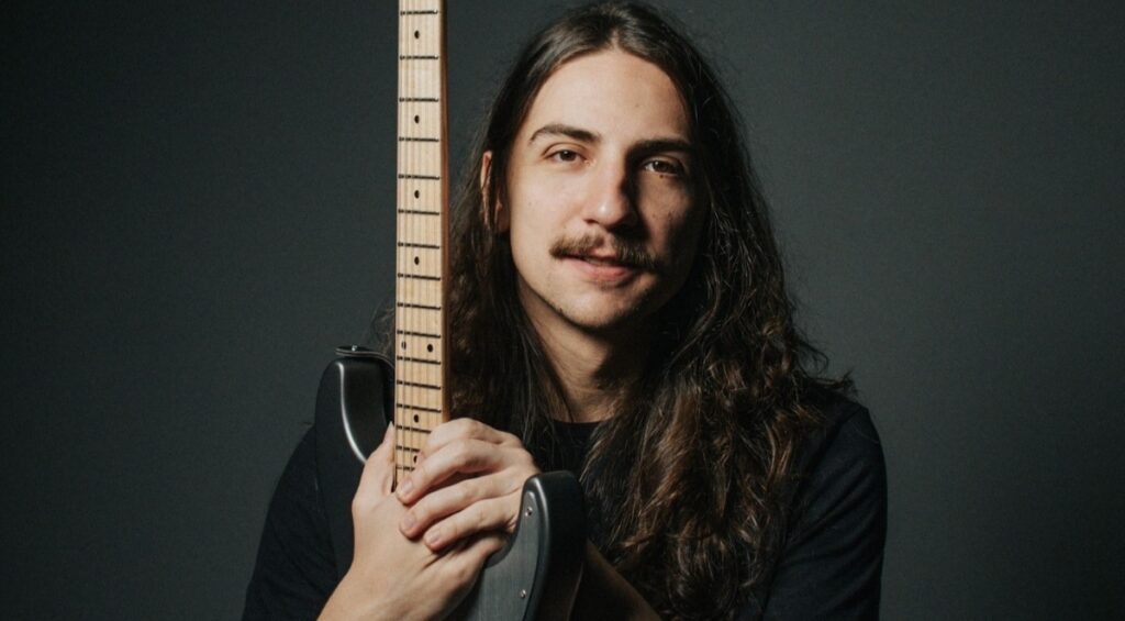 Yohan Kisser Talvez esteja no meu sangue, mas não está na minha alma querer batalhar por mais um capítulo do Metal