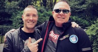 Annihilator ex-vocalista Coburn Pharr que cantou no álbum Never, Neverland, falece aos 62 anos
