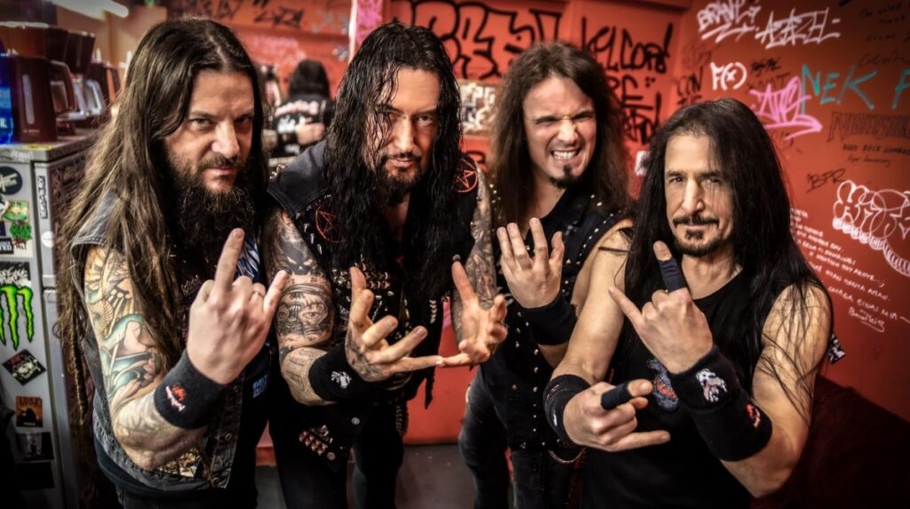 Destruction Neste álbum eu me concentrei em fazer riffs com mais groove, que ainda soassem malignos porque esse é o estilo do Destruction, diz Schmier