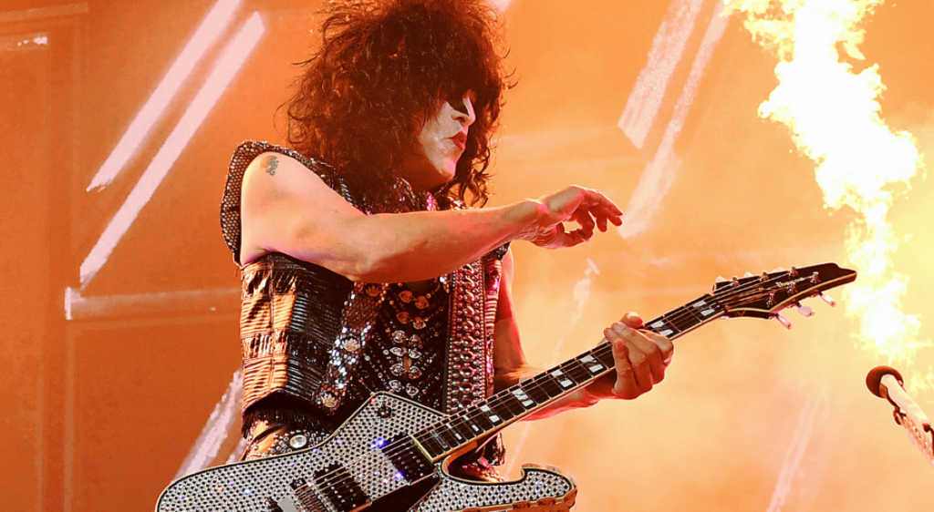 Kiss Eu acho que intelectualmente, eu sei por que paramos e que tínhamos que parar, diz Paul Stanley