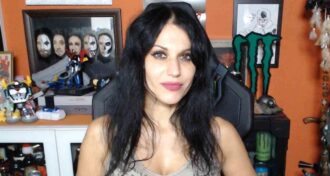 Lacuna Coil Isso também acontecia com as mulheres, de olharem para um cantor porque ele era gostoso ou considerado sexy, diz Cristina Sccabia