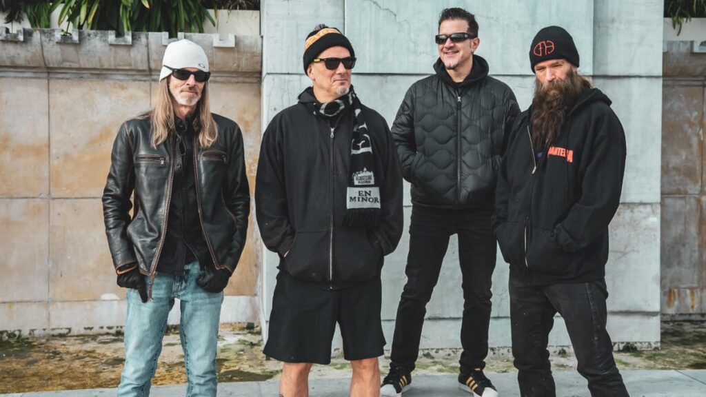 Pantera anuncia turnê de verão pelos EUA com apoio do Amon Amarth