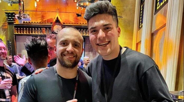Sepultura Ele tinha apenas duas ou três semanas para aprender todas as músicas, então eu dei a ele alguns conselhos, diz Eloy Casagrande