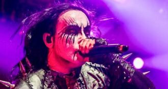 Cradle Of Filth Não é só ser um rosto bonito. No Cradle Of Filth, você tem que escrever, contribuir para o álbum, diz Dani Filth