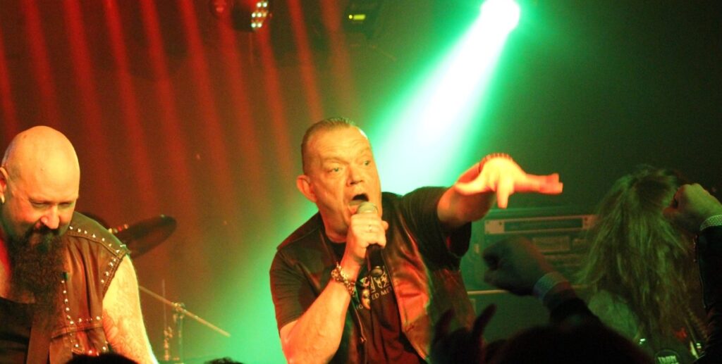 Iron Angel: o lendário vocalista Dirk Schröder morre aos 58 anos