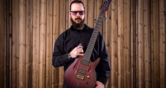 Emperor Tive muita sorte de não me envolver em nada disso, diz Ihsahn sobre incêndios às igrejas na Noruega nos anos 90