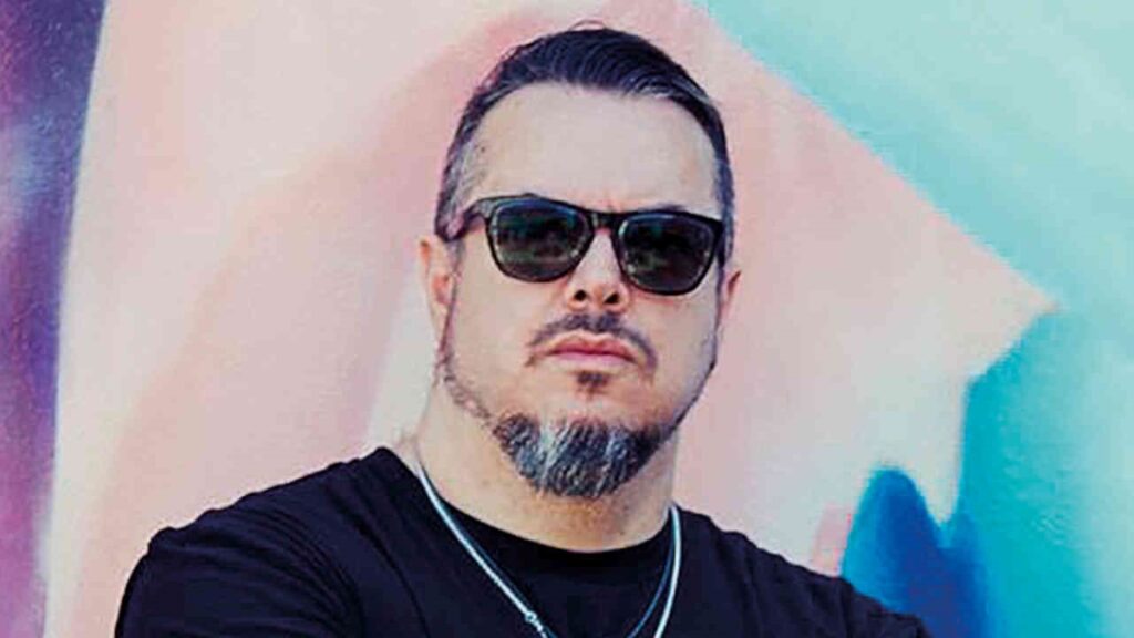 Sepultura: "Tem gente que acha que não é o nosso melhor disco. Mas 'Roots' foi um disco muito necessário", disse Iggor Cavalera